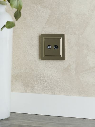 BRITE Розетка двойная TV+SAT РТВ/РСп12-БрШ шампань IEK