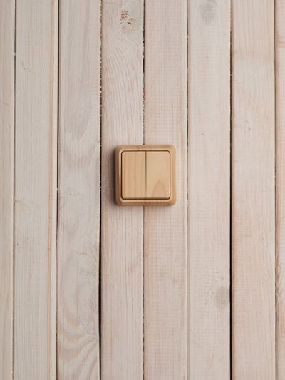 OKTAVA Выключатель 2-клавишный для открытой установки 10А ВС20-2-0-ОС сосна GENERICA