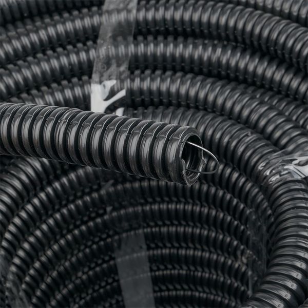 Труба гофр. безгалогеновая FRHF с протяжкой d20 мм (100 м) черная EKF-Plast