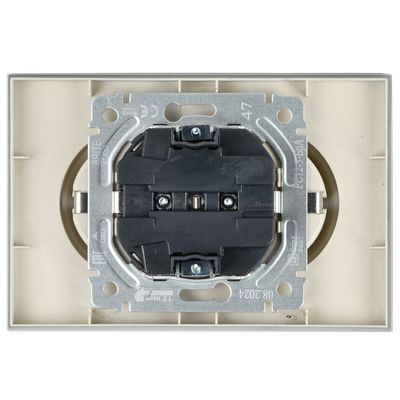 BRITE Розетка 2-местная с заземлением без защитных шторок 16А в сборе РС12-3-БрА алюминий IEK