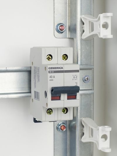 Выключатель нагрузки (мини-рубильник) ВН-32 2Р 40А GENERICA