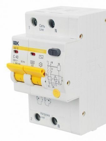 KARAT Дифференциальный автомат АД12 2P 40А 300мА тип AC IEK