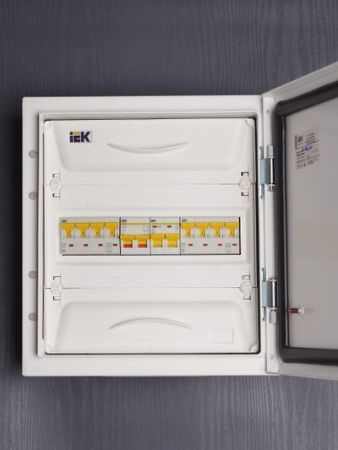 KARAT Выключатель нагрузки (мини-рубильник) ВН-32 2P 32А IEK