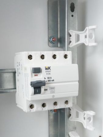 ARMAT Выключатель дифференциального тока R10N 4P 63А 300мА тип A IEK